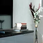 Apartament Cocoon Am Schloss By Stadtlandnest Lochau
