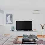 Apartment Cocoon Am Schloss By Stadtlandnest Lochau
